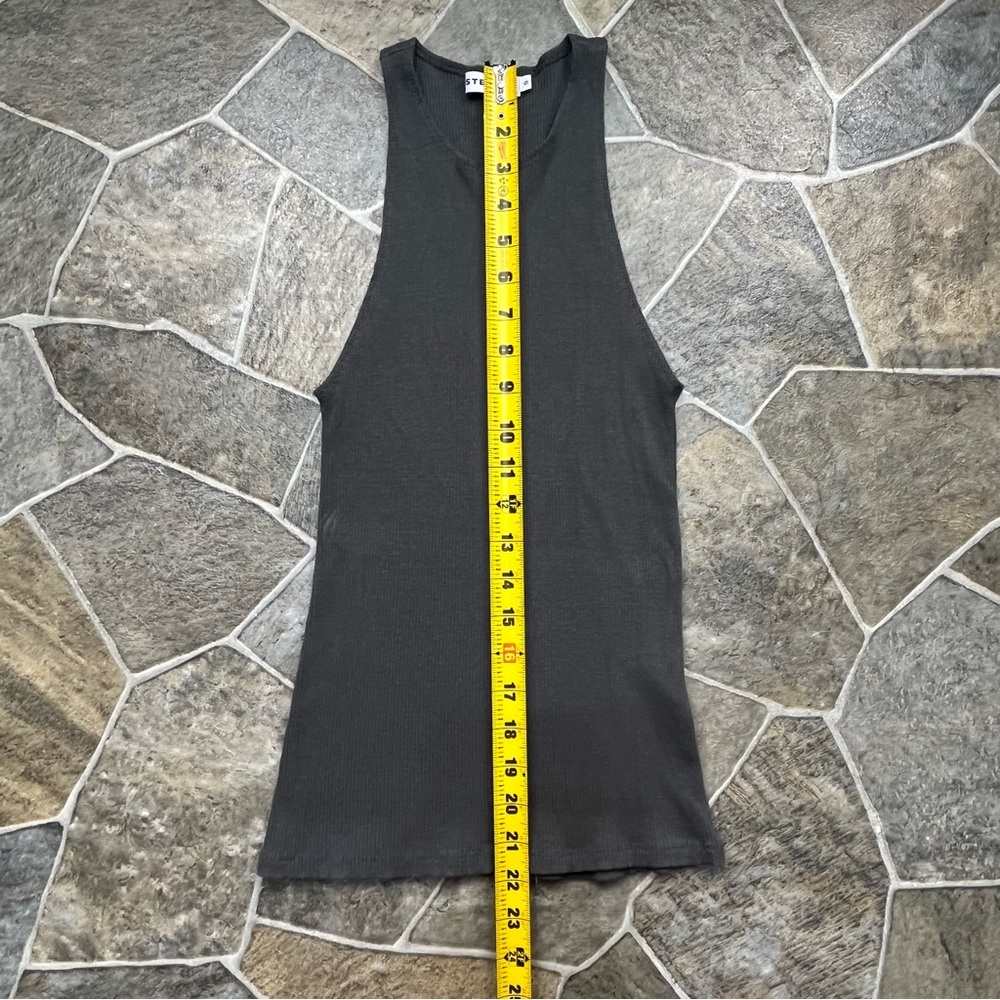 Stelen Ribbed Tank Top - Picture 8 of 8